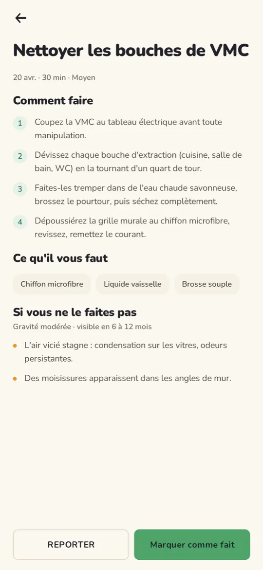 La fiche « Nettoyer les bouches de VMC » : quatre étapes numérotées, le matériel nécessaire, et deux conséquences si l'on ne le fait pas.